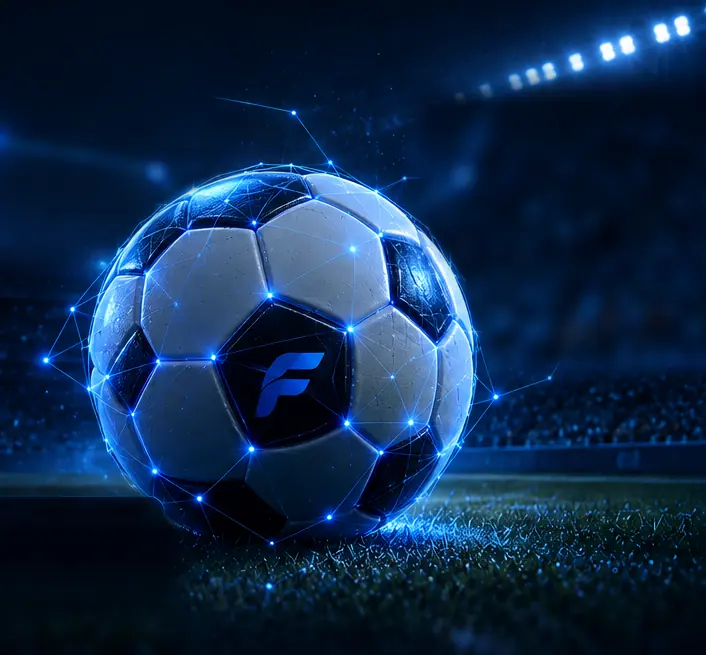 Ballon de football éclairé dans un stade de nuit, entouré d’un réseau de points et de lignes lumineuses figurant l’analyse de données Footur.